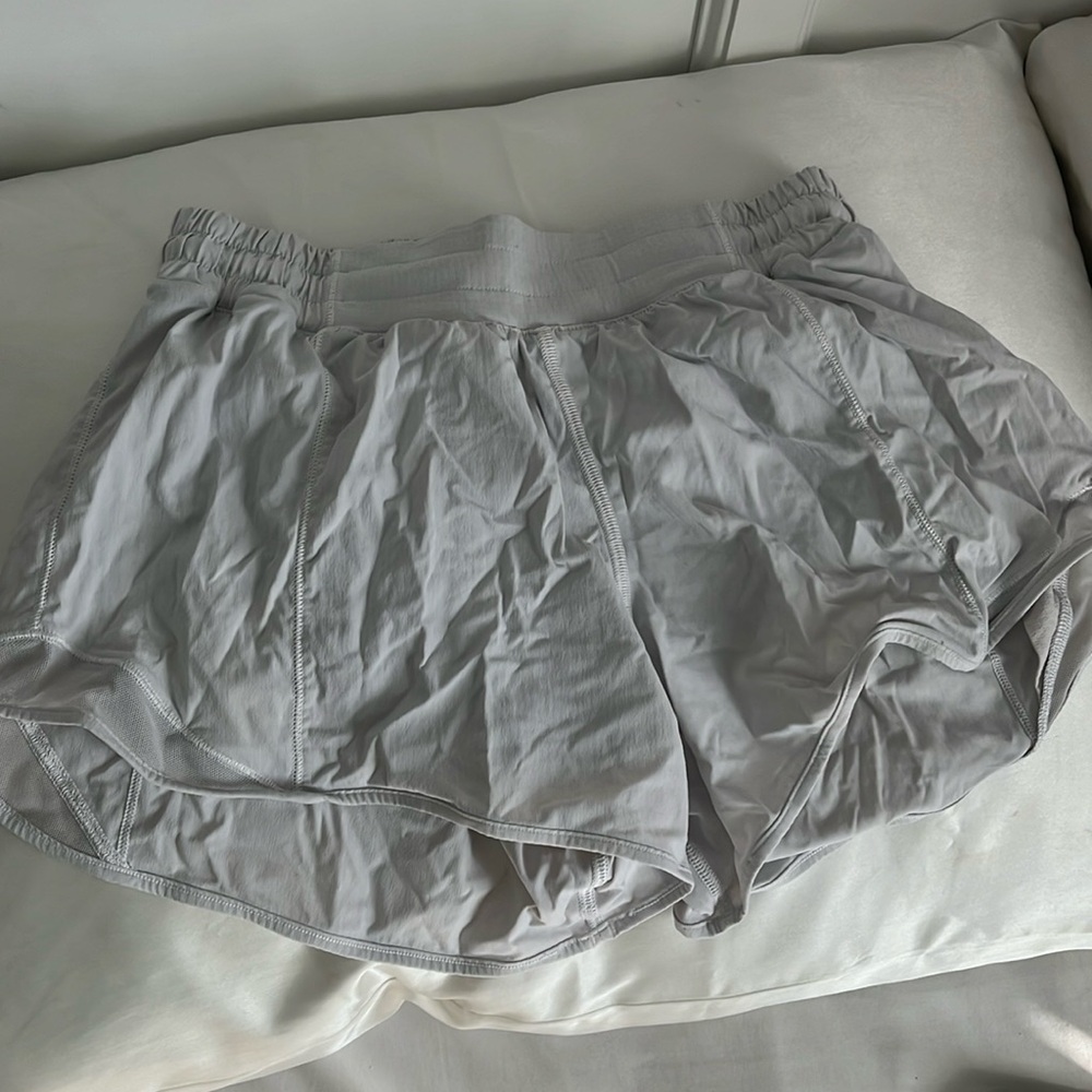 Lululemon Hotty hot shorts